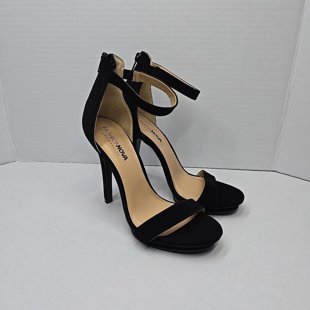 Fashion Nova Womens Size 8 Ankle Wrap Around Heeled Sandals Black